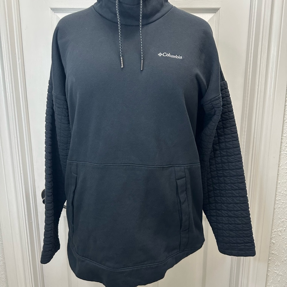 Columbia Charcoal Quilted Sleeve Pullover